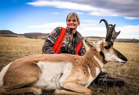 Wyoming Mule Deer Application Deadline: 5 Key Things